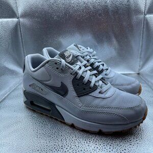 Size 8 Nike Air Max 90 Essential Wolf Gray Gum Athletic Sneakers 616730-024‎